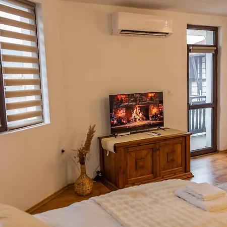 Apartament Flat In 5m Walk To Gondola