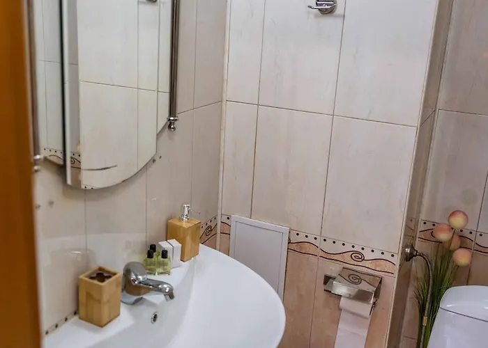 Flat In 5m Walk To Gondola Apartment