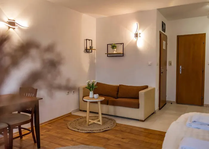 Apartment Flat In 5m Walk To Gondola *